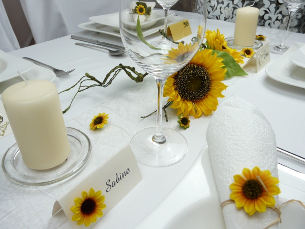 Schöne Sonnenblume für die Tischdeko 5