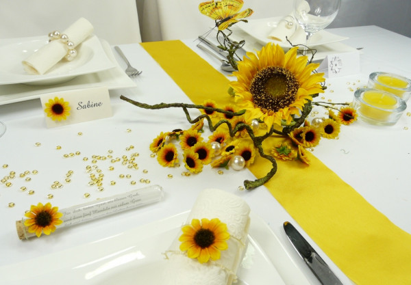 Schöne Sonnenblume für die Tischdeko 7