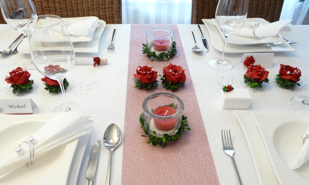 Rote Mustertische von Tischdeko-online für Ihre Hochzeit, Kommunion oder Konfirmation 8