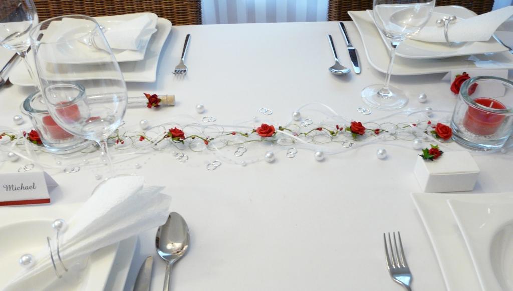 Rote Mustertische von Tischdeko-online für Ihre Hochzeit, Kommunion oder Konfirmation 2