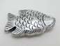 Preview: Streudeko - 5 Silberfarbene Streufische für Ihre Tischdeko 3