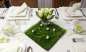 Mobile Preview: Grasfliese mit kleinen Blumen. Tischdeko zu Ostern, Frühling 2