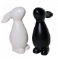 Mobile Preview: kleiner Hase für Ihre Osterdeko in Weiß oder Schwarz - 1