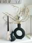 Preview: Schwarze, matte Keramikvase in Ringform, Blumenvase - 3