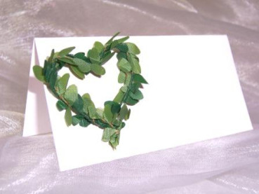 Tischkarte mit einem Buchsherz. Hochzeit, Silberhochzeit 1