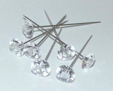 30 große Stecknadeln in Diamantoptik 1
