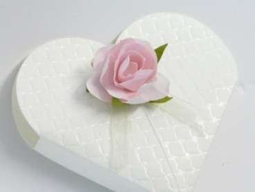 Gastgeschenk Herz mit einer Rose 5