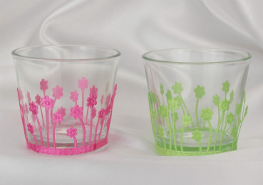 Windlicht mit Blumen in Maigrün und Pink 2