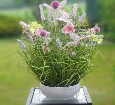 Wiesenblumenstrauß, Blumendeko