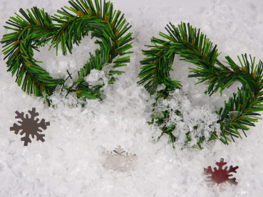 kleine Winterherzen aus Tannengrün, Tannen-Herzen