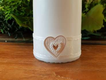 Stumpenkerze weiß oder creme mit einem weißen Herz - 2