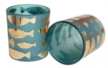 Türkises Windlicht mit goldenen Fischen