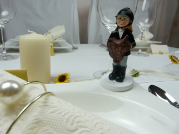 Gastgeschenk Reiterin mit Sattel 6
