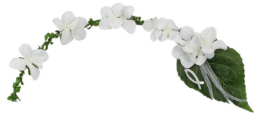 Ehrenplatz Girlande, Ehrenplatzdeko mit einem Blatt und Hortensienblüten - B 2