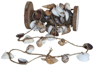 Girlande mit Muscheln