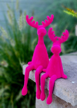 Elchfigur Weihnachten, Deko Elch sitzend, skandinavische Weihnachtsdekoration, Kantenhocker Elch pink, Weihnachtsdeko Elchfigur pink, moderne Weihnachtsdekoration