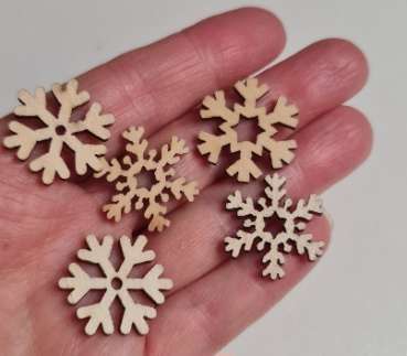 Weihnachts-Streudeko - 50 Schneeflocken aus Holz - 3