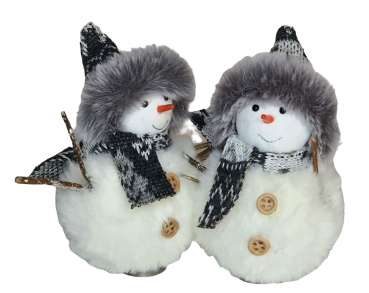 Schneemann aus flauschigem Fell mit einer Strickmütze - 2