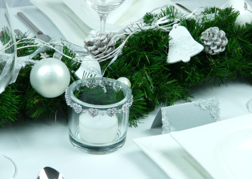 großes Glaswindlicht rund. Herzen aus Strass 4