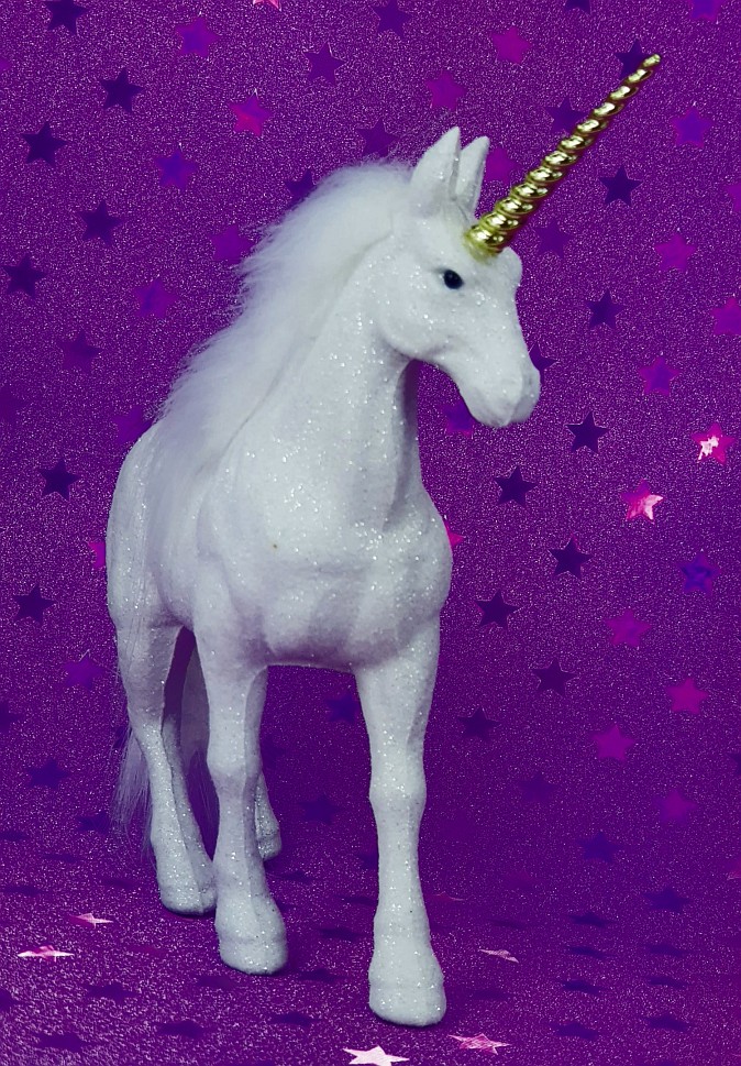 Einhorn in der Farbe Weiß mit Glitzer