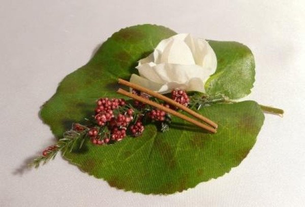 Gastgeschenk, Tischdeko Blatt mit Wicke 1 Gastgeschenk, Tischdeko Blatt mit Wicke 1