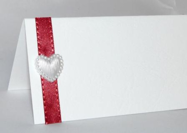 Gastgeschenk und Tischkarte