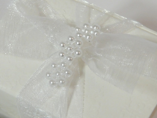 Gastgeschenk Truhe mit Perlenblumen 3