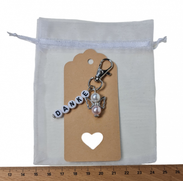 Gastgeschenk, Anhänger - mit einem kleinen Schutzengel in der Farbe Zartrosa und dem Wort "Danke" - 7 Gastgeschenk, Anhänger - mit einem kleinen Schutzengel in der Farbe Zartrosa und dem Wort "Danke" - 7