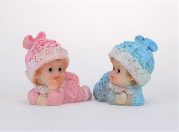 Taufdeko - Figur "Baby liegend"   - 2