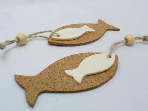 Christliche Streudeko. Zwei Fische aus Kork - bei Tischdeko-online 2 Christliche Streudeko. Zwei Fische aus Kork - bei Tischdeko-online 2