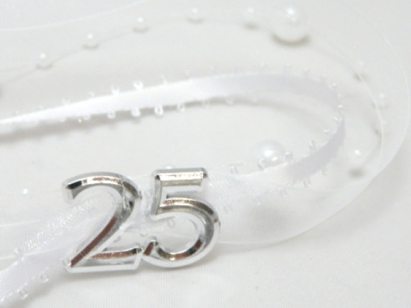 Tischgirlande - Girlande zur Silberhochzeit. Tischdekoration bei Tischdeko-online 4 Tischgirlande - Girlande zur Silberhochzeit. Tischdekoration bei Tischdeko-online 4
