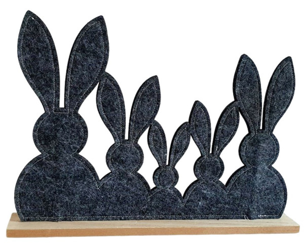 Aufsteller "Hasenfamile" aus Filz auf einem Holzsockel in der Farbe Schwarz - 1
