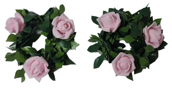 Kleiner Kerzenring mit Rosen