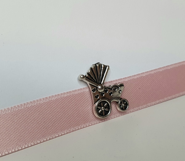 Tischkarte Kinderwagen mit einem Band