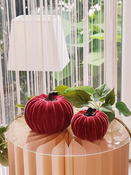 Dieser elegante weiße Kürbis aus hochwertigem Keraflott ist die perfekte Herbstdekoration für ein stilvolles Zuhause. - 2 Dieser elegante weiße Kürbis aus hochwertigem Keraflott ist die perfekte Herbstdekoration für ein stilvolles Zuhause. - 2