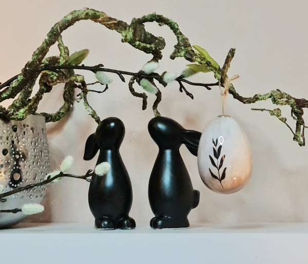 kleiner Hase für Ihre Osterdeko in Weiß oder Schwarz - 2 kleiner Hase für Ihre Osterdeko in Weiß oder Schwarz - 2