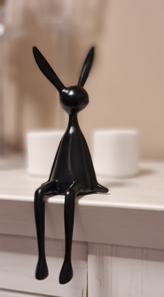 Eleganter Resin-Hase, 26 cm - Kantenhocker und Sitzhase - 2